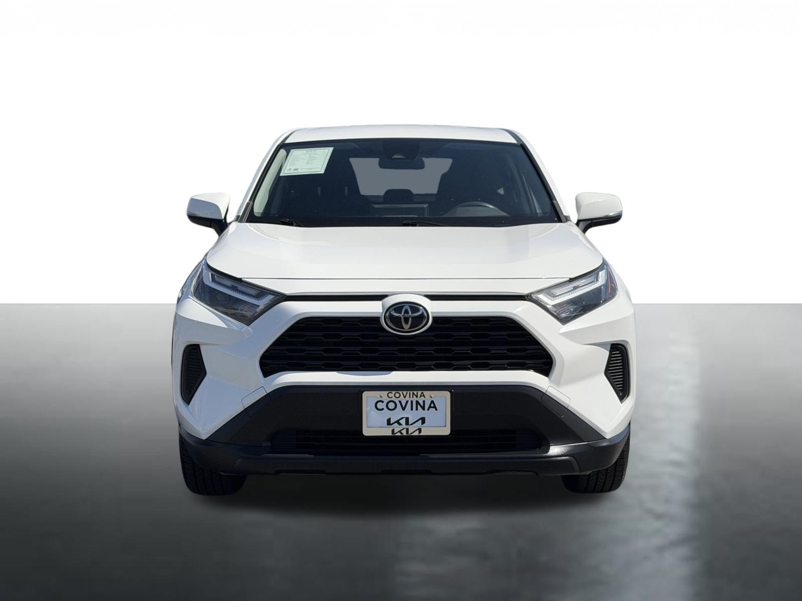 Used 2023 Toyota RAV4 LE FWD image 3
