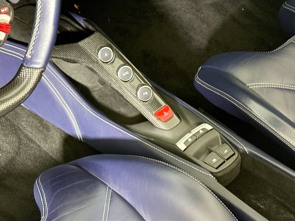Used 2018 Ferrari 488 Spider RWD image 15