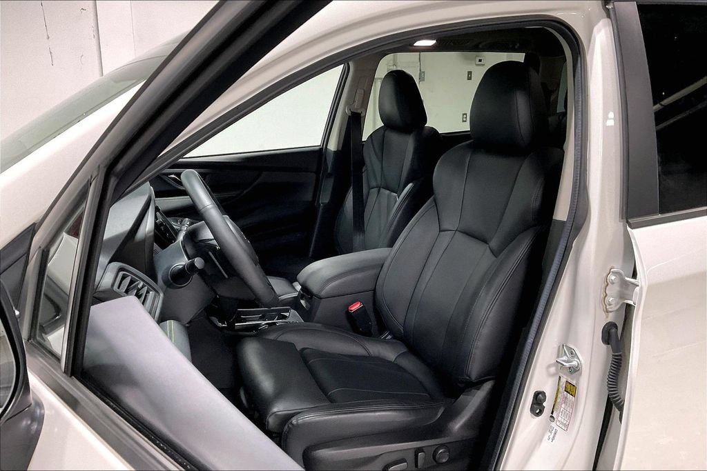 Used 2025 Subaru Ascent Bronze Edition AWD/4WD image 32