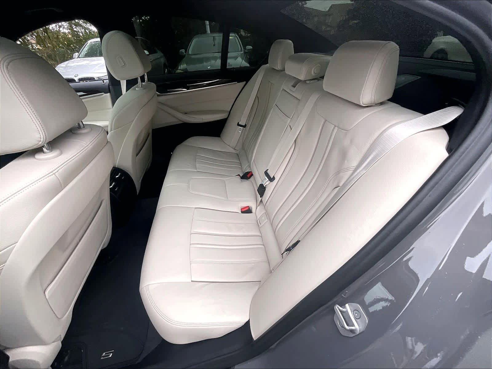 Used 2022 BMW 540i w/ M Sport Package RWD image 27