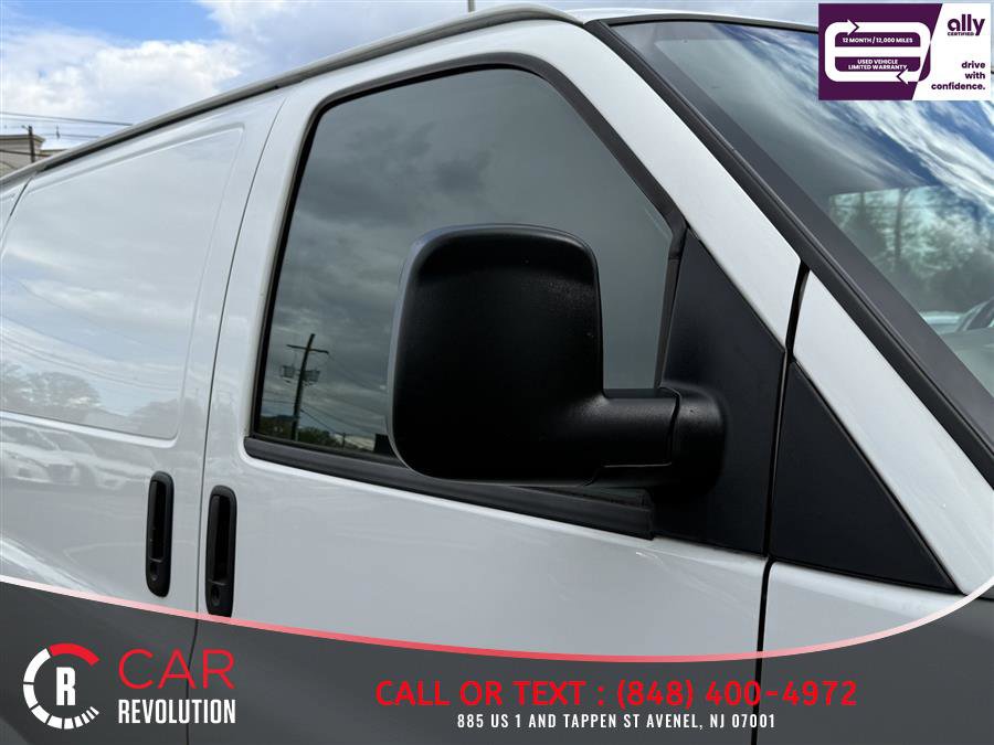 Used 2023 GMC Savana 2500 Extended w/ Driver Convenience Package image 31