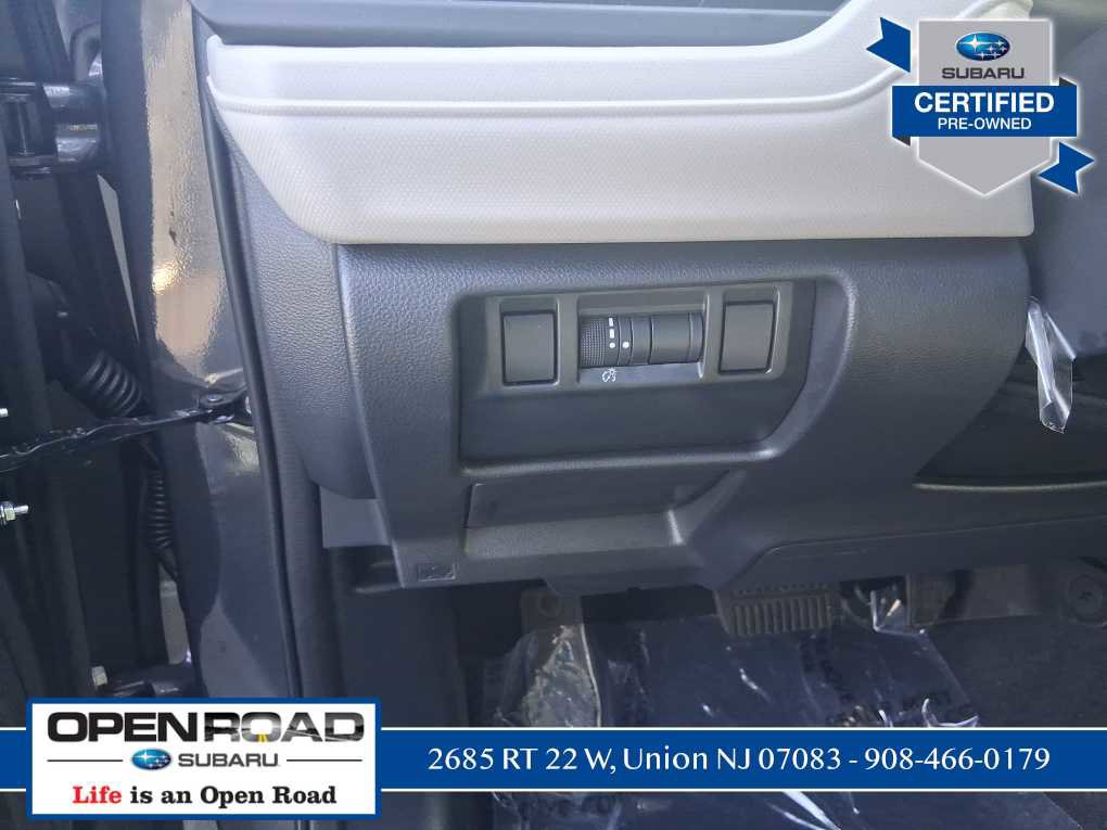 Used 2025 Subaru Forester AWD/4WD image 15