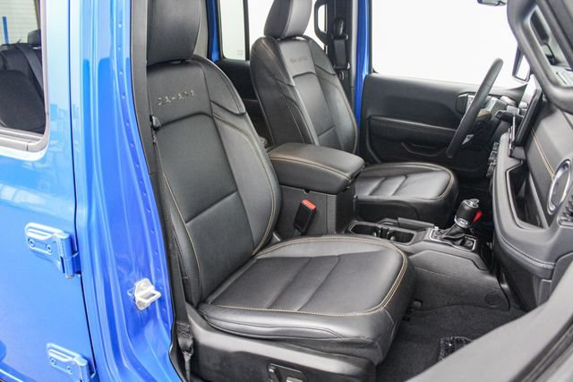 Used 2024 Jeep Wrangler Unlimited Sahara w/ Safety Group AWD/4WD image 27