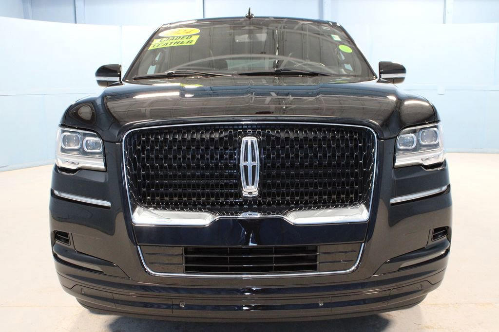 Used 2024 Lincoln Navigator L Reserve image 33