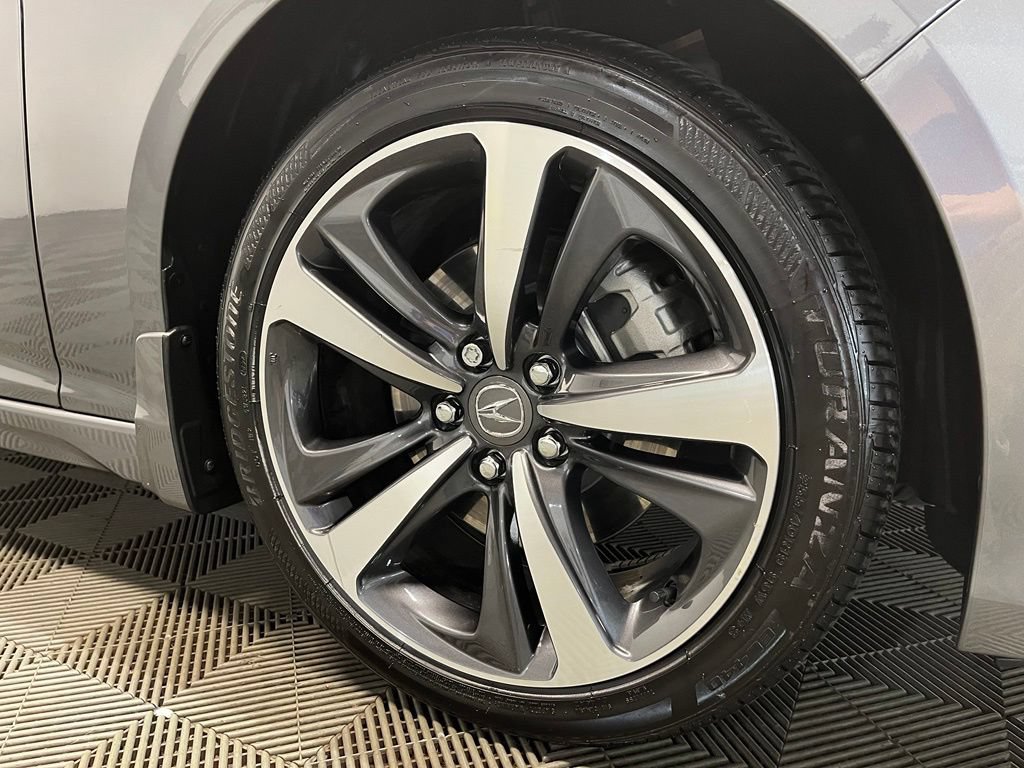 Certified 2024 Acura TLX w/ Technology Package FWD image 3