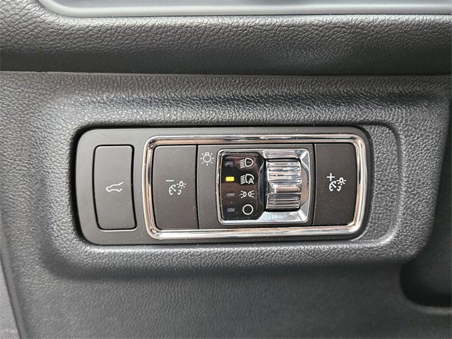 New 2025 Lincoln Corsair Premiere w/ Equipment Group 101A image 29