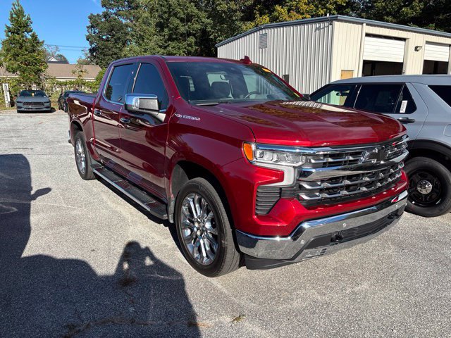 Used 2023 Chevrolet Silverado 1500 LTZ w/ LTZ Premium Package AWD/4WD image 2