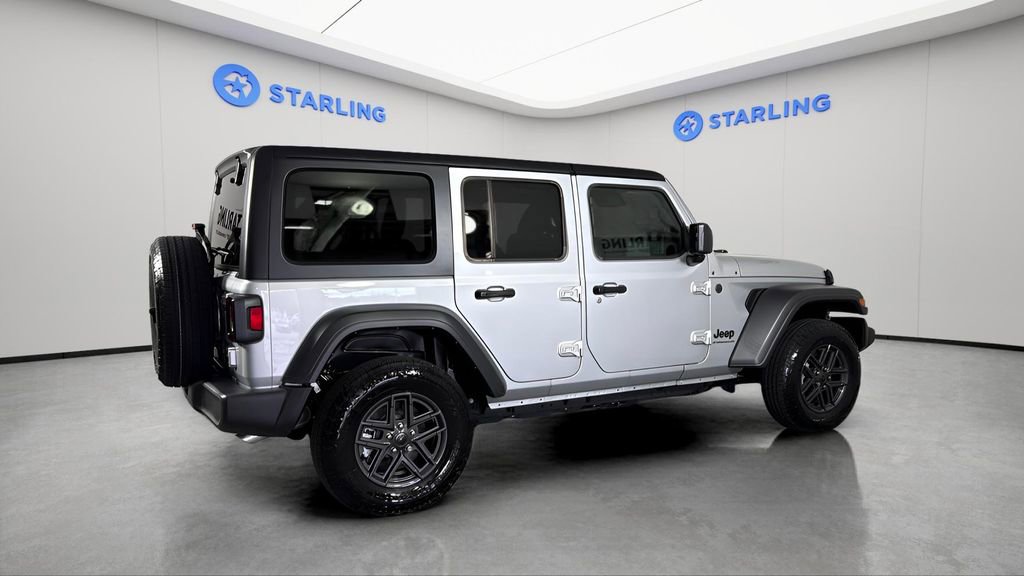 Used 2024 Jeep Wrangler Sport S image 7