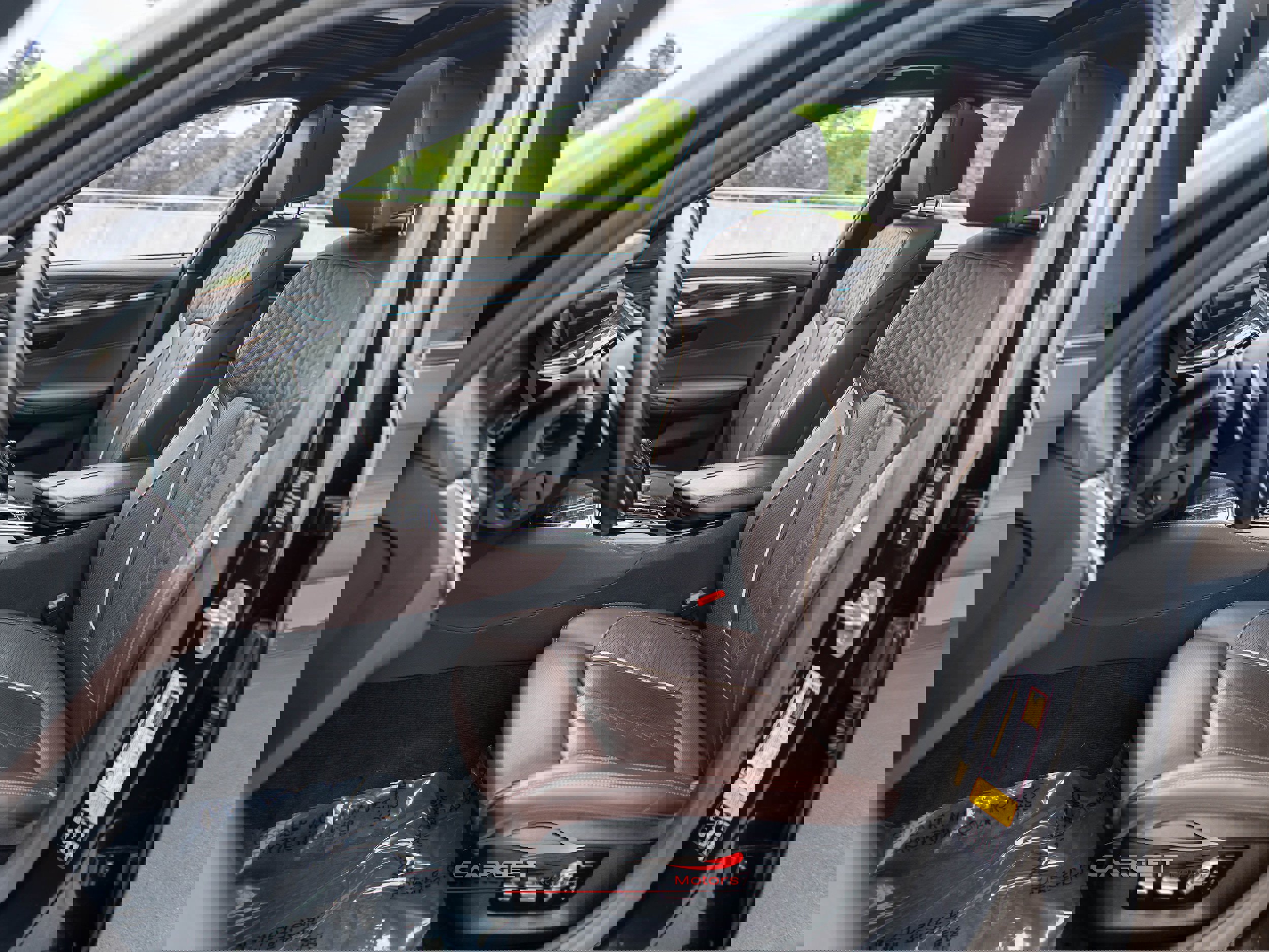 Used 2021 BMW M550i xDrive w/ Premium Package image 16