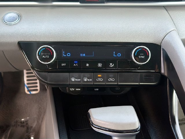 Certified 2026 Hyundai Elantra Sport FWD image 16