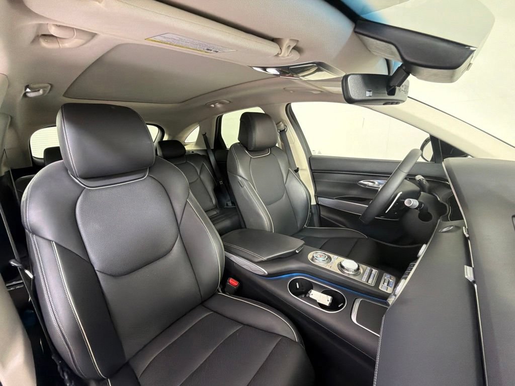 Used 2024 Genesis GV70 2.5T w/ Advanced Package AWD/4WD image 31
