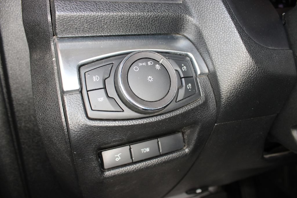 Used 2017 Ford Explorer Sport w/ Equipment Group 401A AWD/4WD image 23