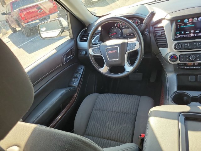 Used 2018 GMC Yukon SLE w/ SLE Value Package AWD/4WD image 15