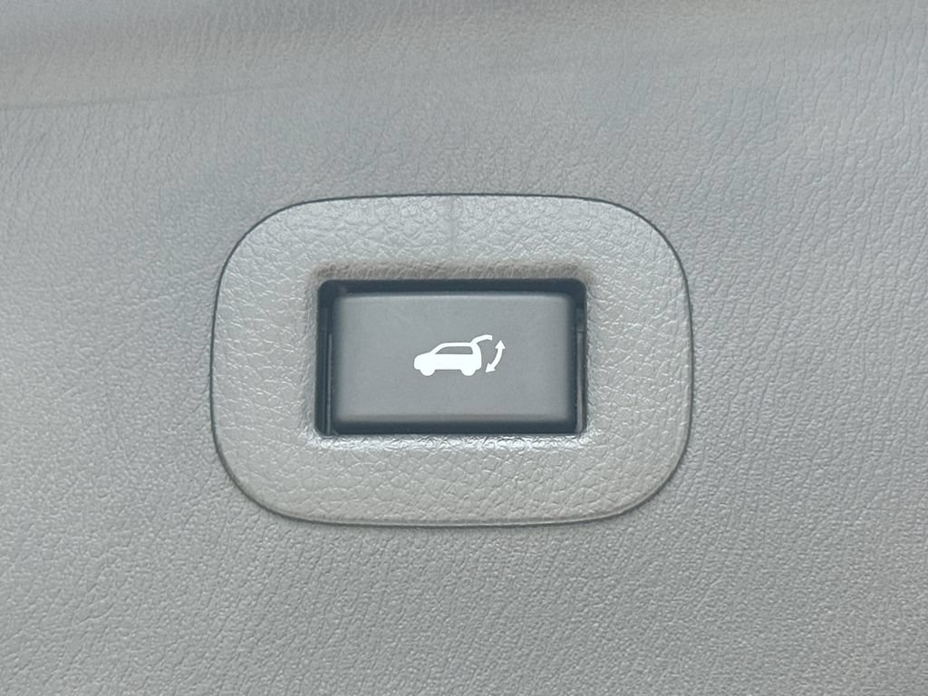Used 2023 INFINITI QX80 Premium Select w/ All-Season Package RWD image 16
