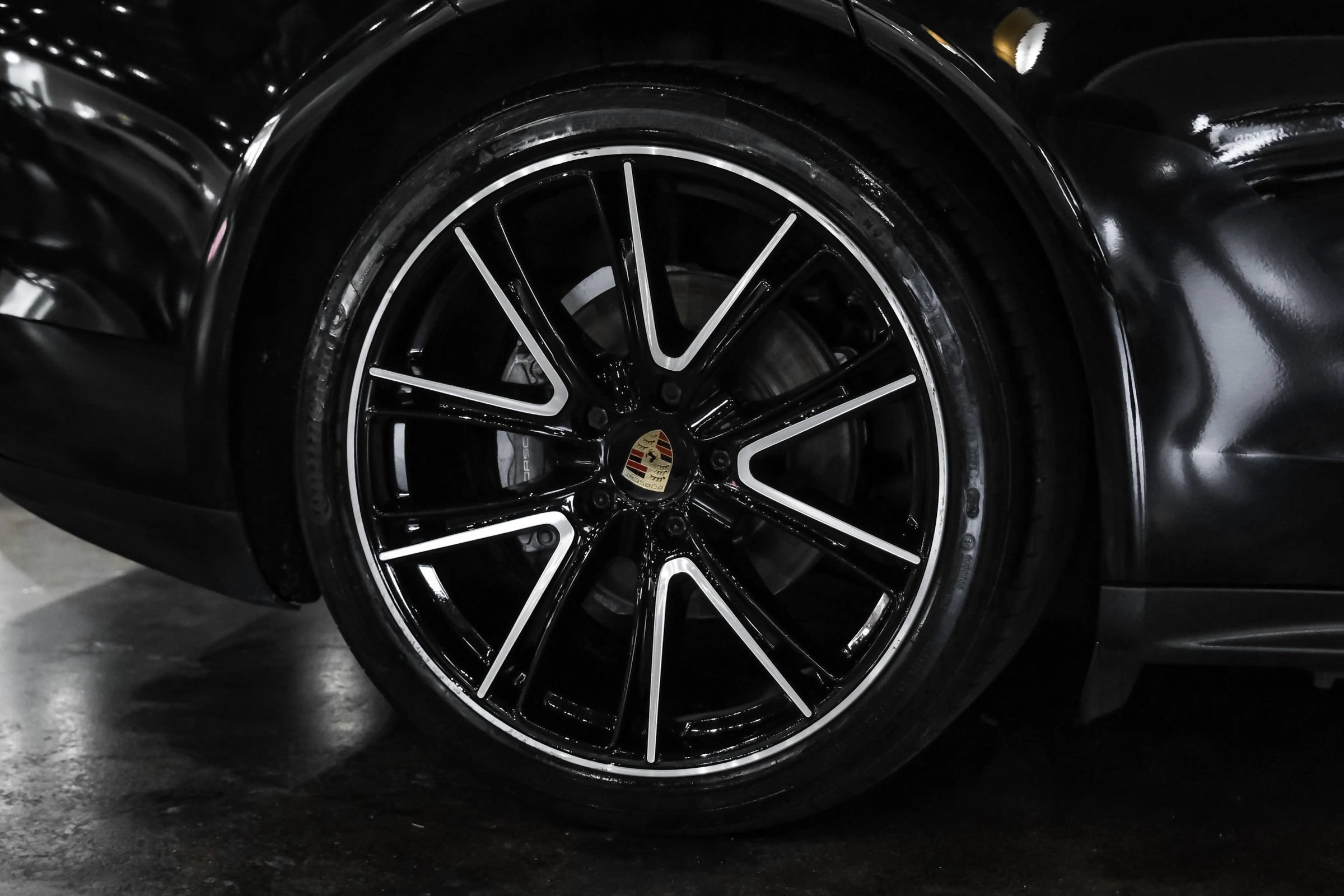 Used 2019 Porsche Panamera 4 AWD/4WD image 54