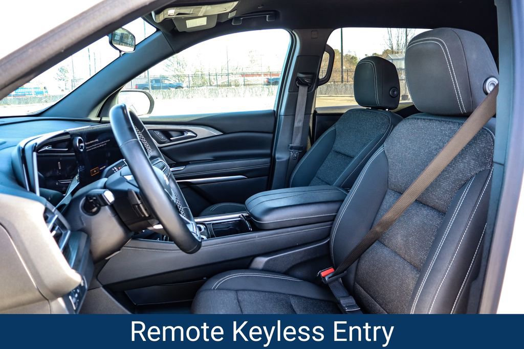 Certified 2024 Chevrolet Traverse LT image 12