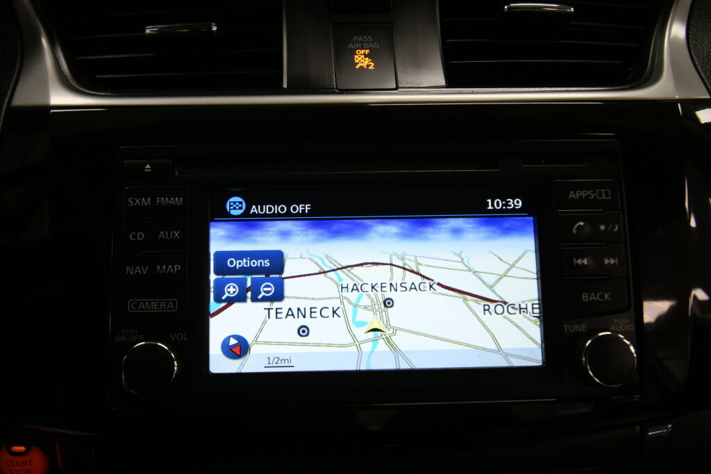 Used 2018 Nissan Sentra SR w/ Technology Package image 15