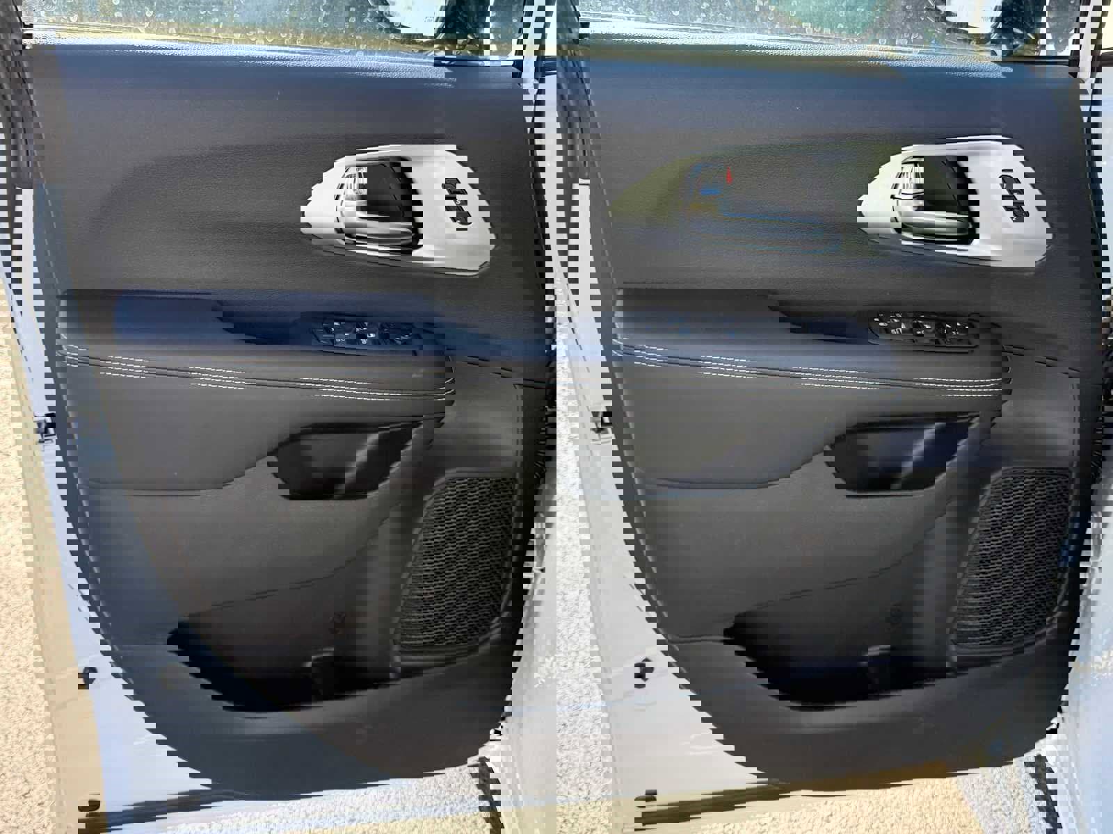 New 2026 Chrysler Pacifica Limited w/ S Appearance Package image 6