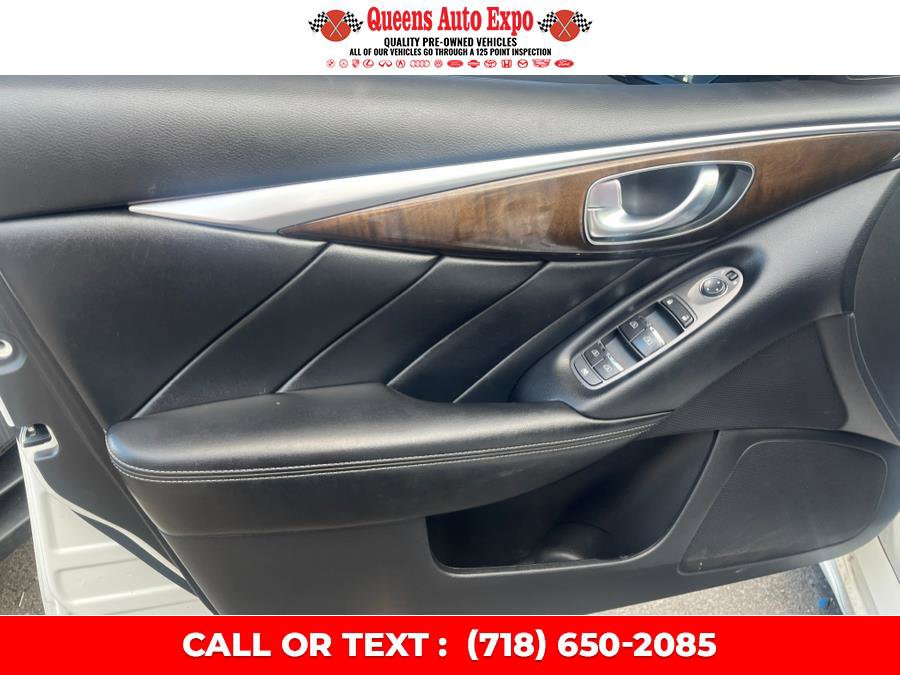 Used 2019 INFINITI Q50 Luxe w/ Essential Package (3.0T Luxe) image 12