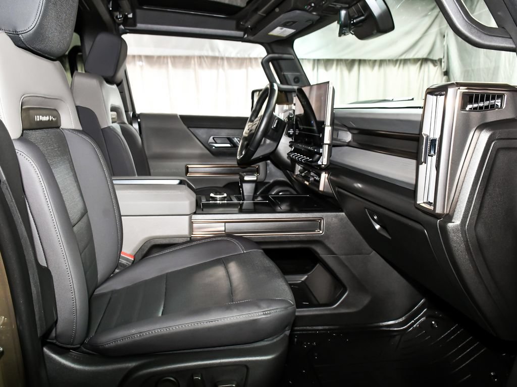 Used 2025 GMC Hummer EV 2X w/ LPO, Cargo Utility Package AWD/4WD image 54
