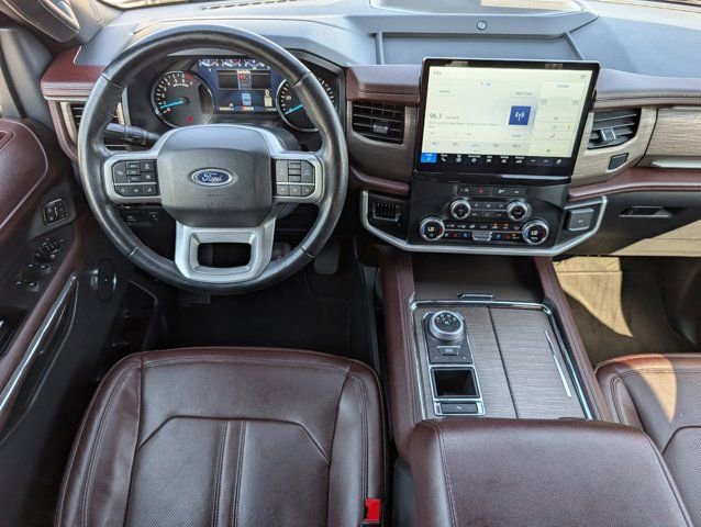 Used 2024 Ford Expedition Limited RWD image 6