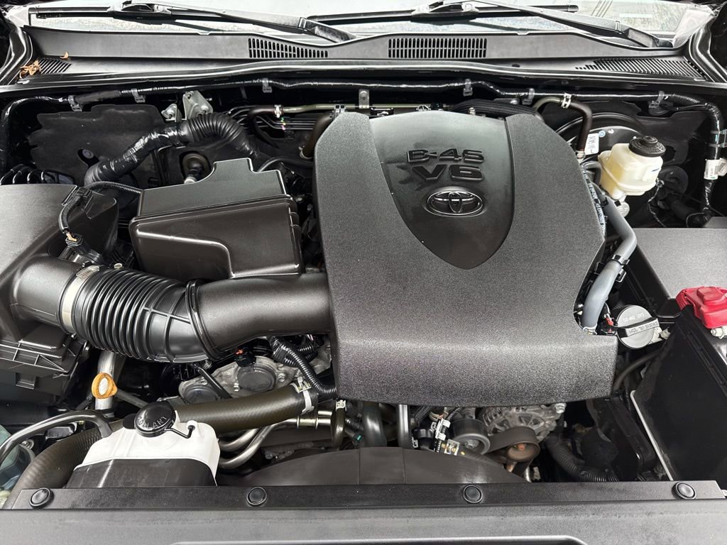 Used 2023 Toyota Tacoma SR AWD/4WD image 10