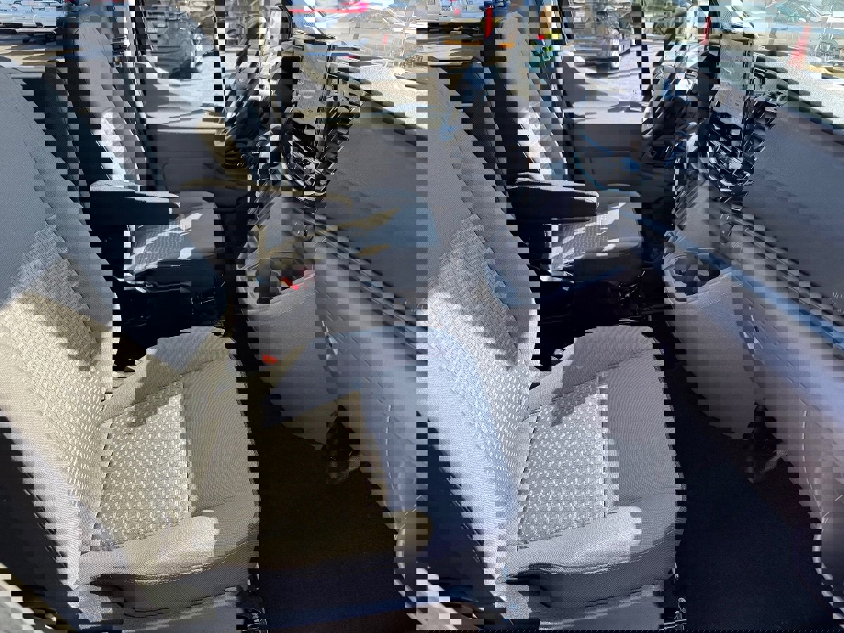 Used 2025 Ford Transit 350 XLT image 17