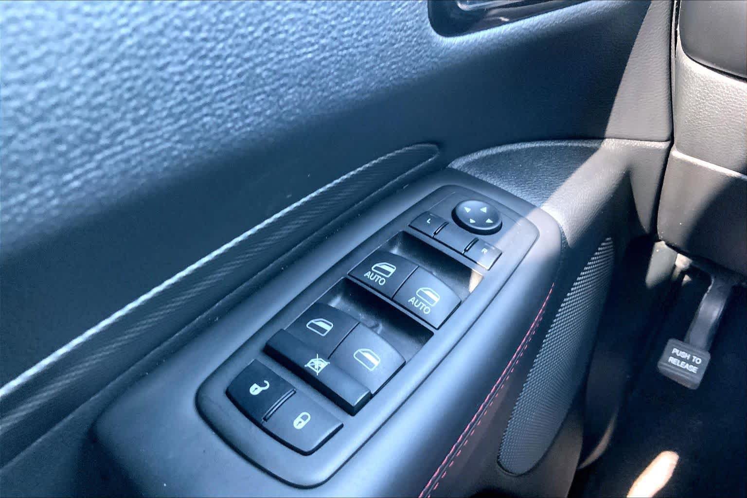 Used 2023 Dodge Durango R/T RWD image 34