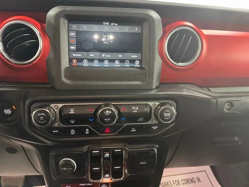 Used 2021 Jeep Gladiator Rubicon w/ Trailer Tow Package image 10