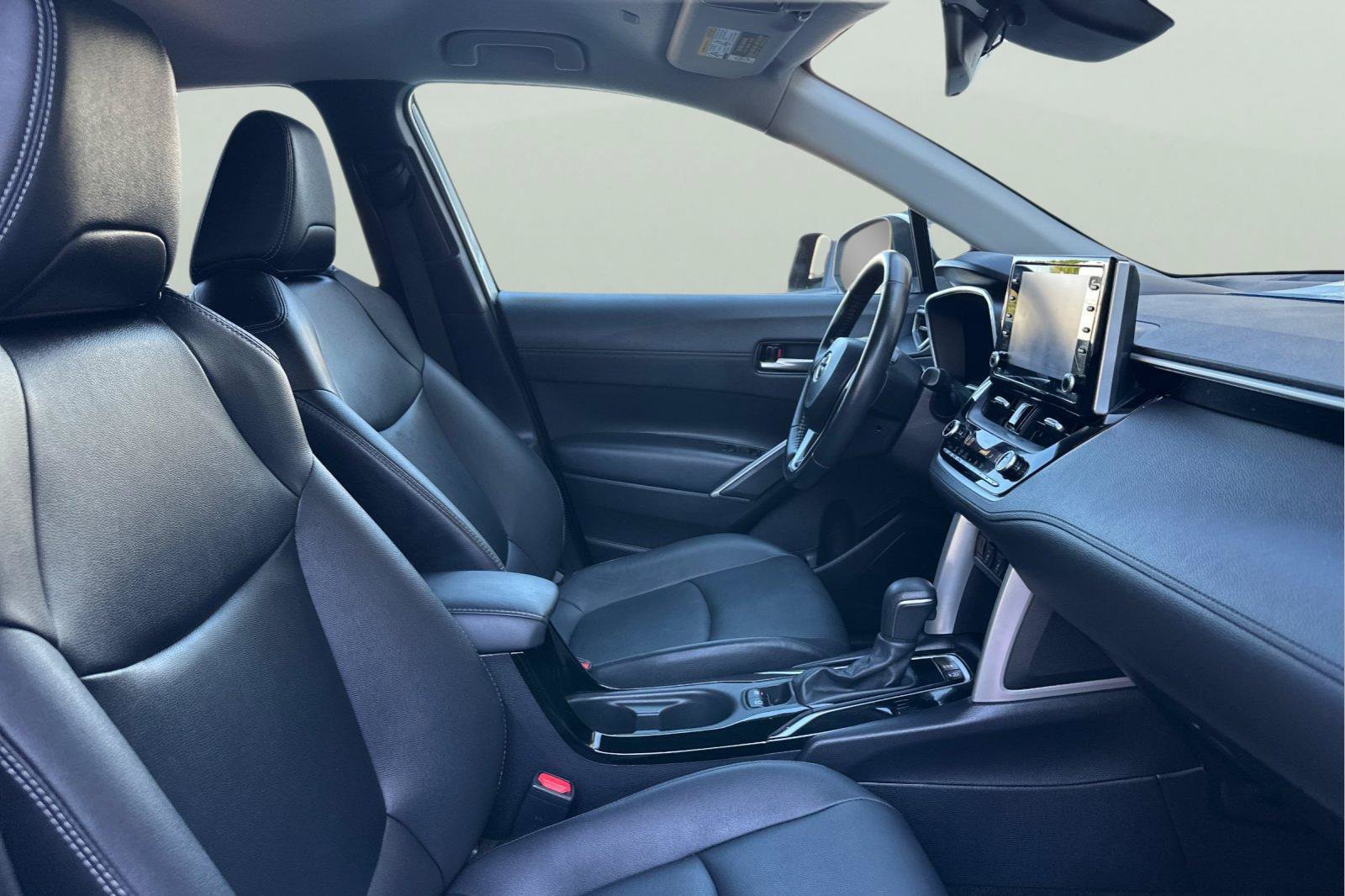 Certified 2022 Toyota Corolla Cross XLE AWD/4WD image 21