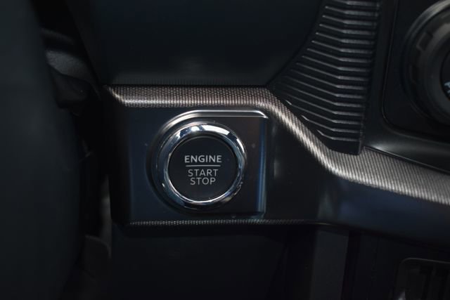 Used 2024 Ford F150 Lariat w/ Equipment Group 502A High AWD/4WD image 29