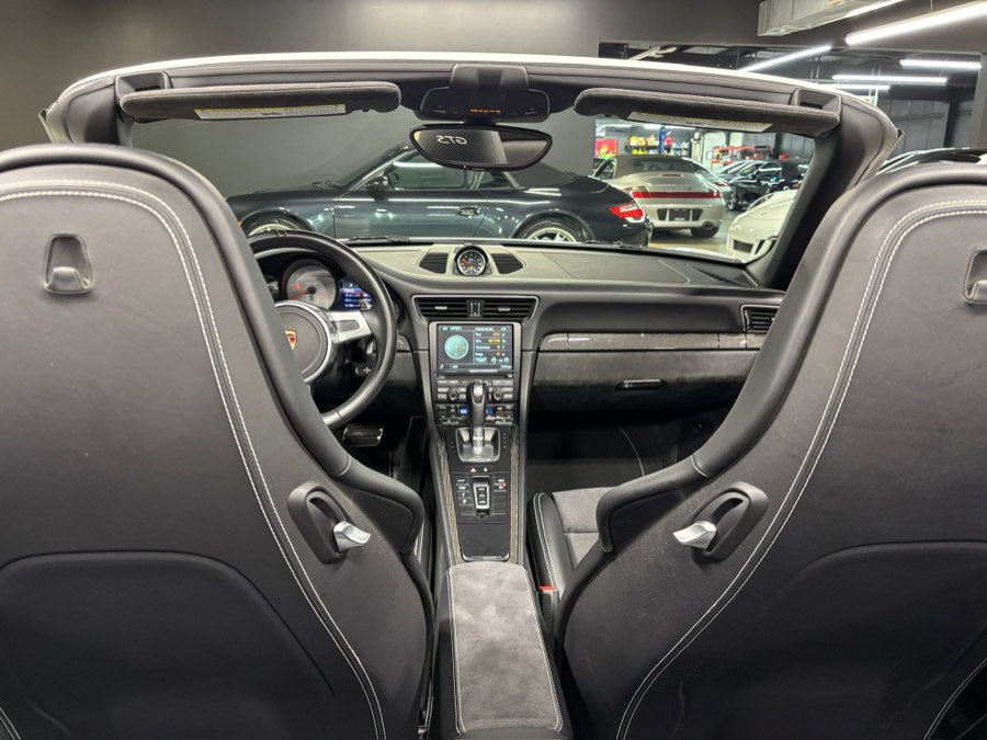 Used 2016 Porsche 911 Carrera 4 GTS AWD/4WD image 19