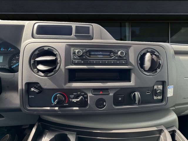 Used 2024 Ford E-350 and Econoline 350 Super Duty image 11