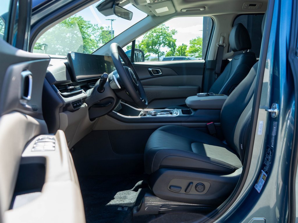 New 2026 Kia Carnival SX image 11