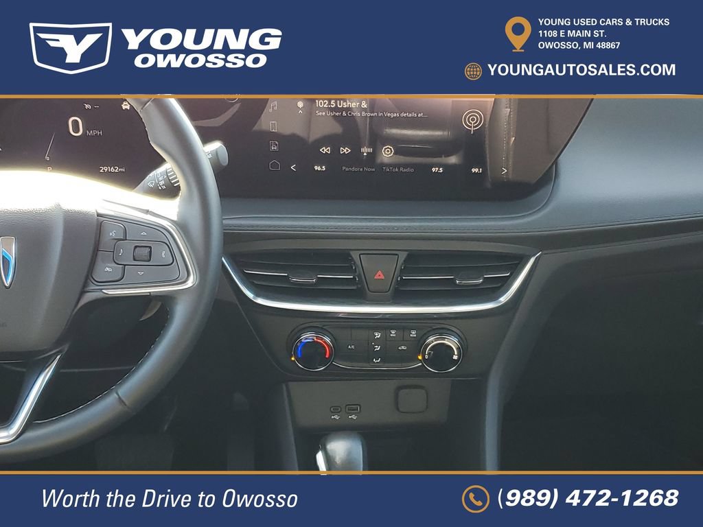 Used 2024 Buick Encore GX Preferred AWD/4WD image 23