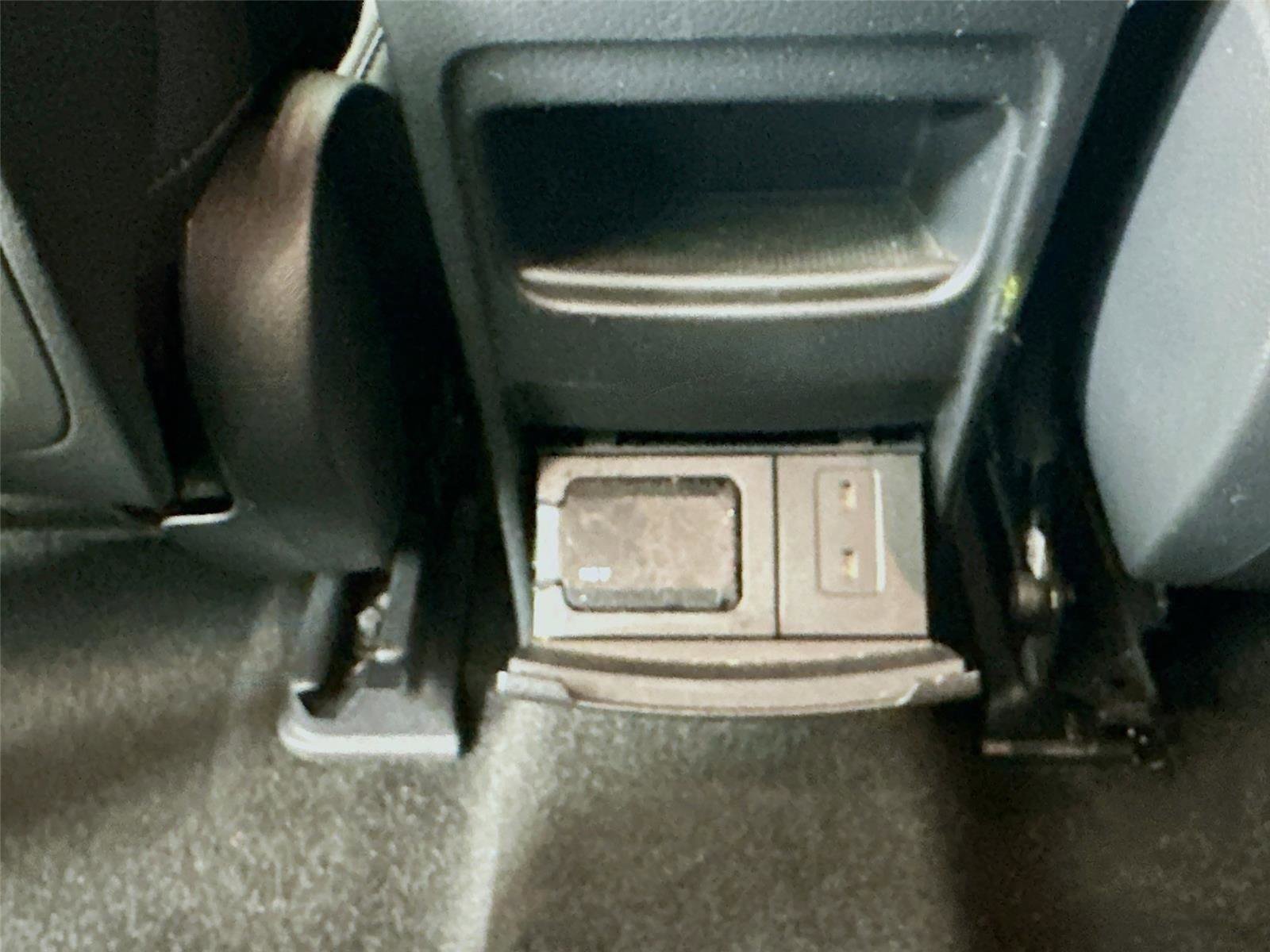 Certified 2023 Mercedes-Benz EQB 300 4MATIC w/ Driver Assistance Package image 33