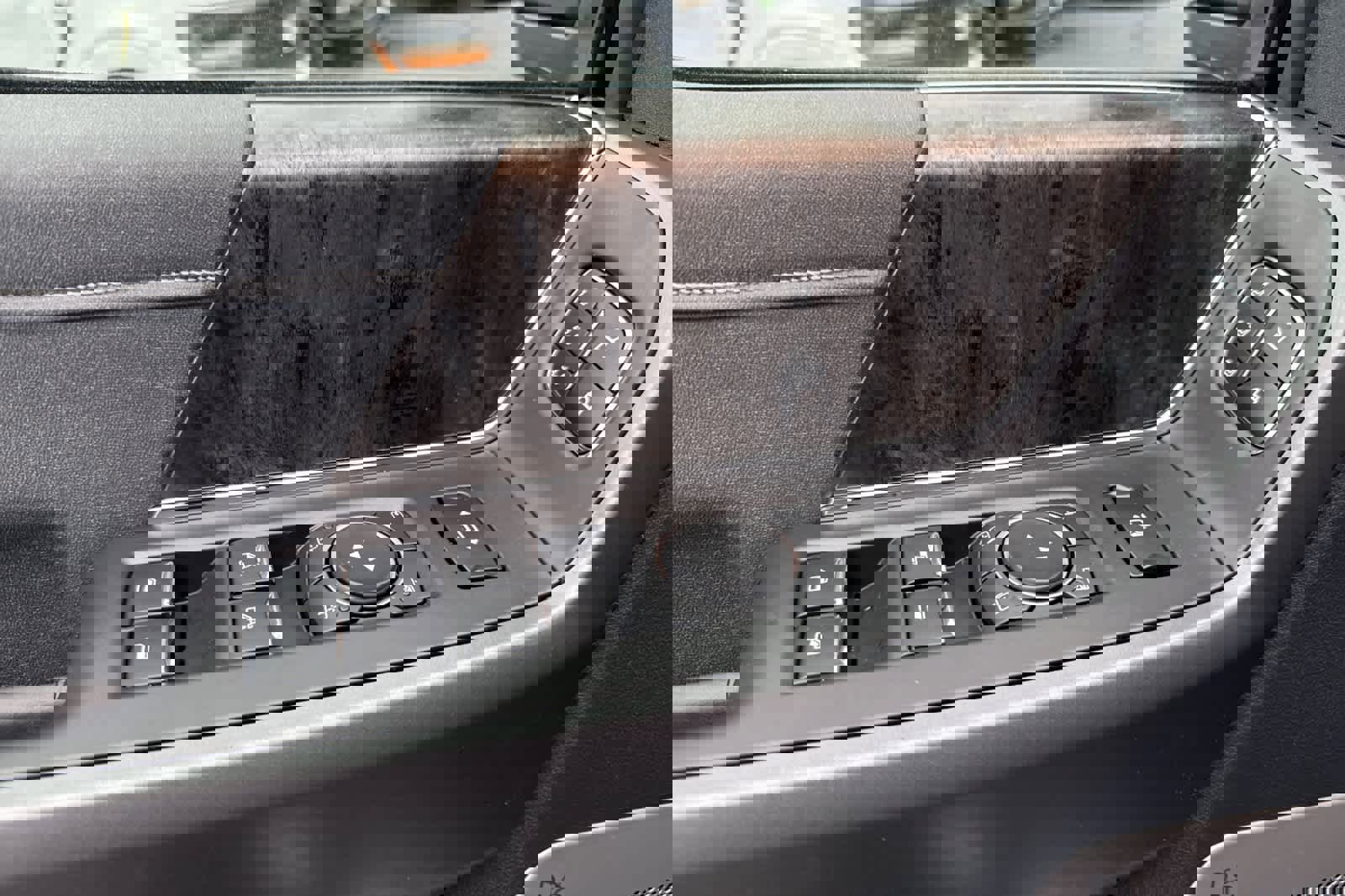 New 2026 Ford F250 Lariat w/ FX4 Off-Road Package image 9