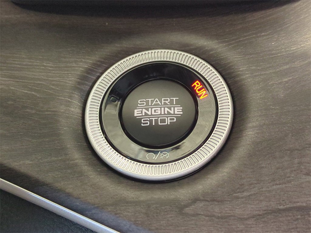 New 2025 Jeep Grand Cherokee Limited image 31