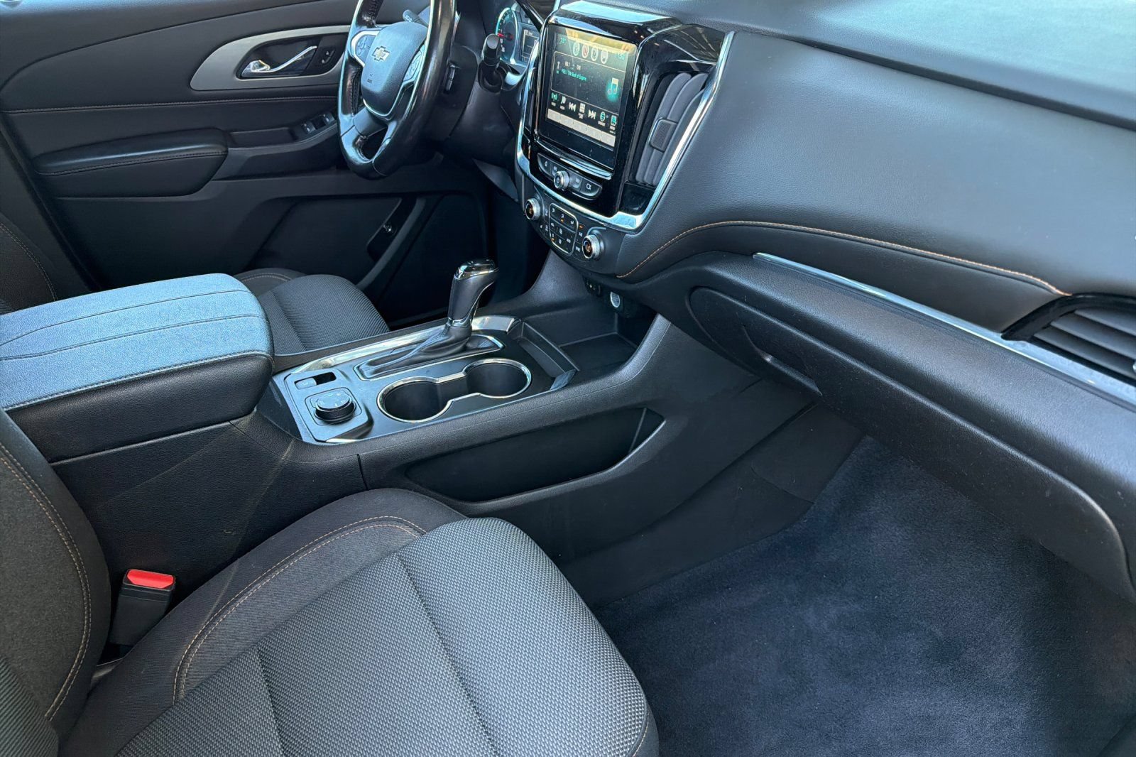 Used 2019 Chevrolet Traverse LT AWD/4WD image 17