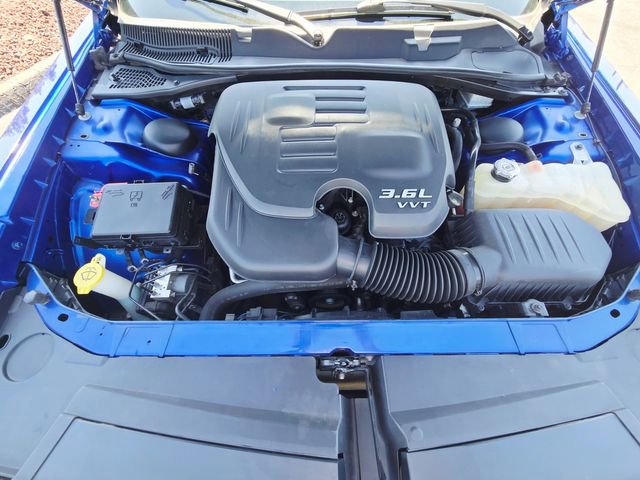Used 2018 Dodge Challenger SXT Plus RWD image 33