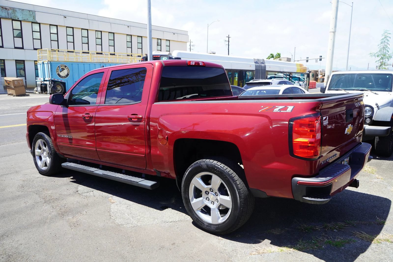 Used 2018 Chevrolet Silverado 1500 LT w/ All Star Edition AWD/4WD image 20