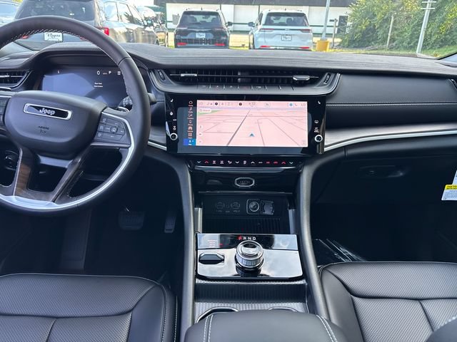 New 2027 Jeep Grand Cherokee Limited w/ Technology Group II AWD/4WD image 10