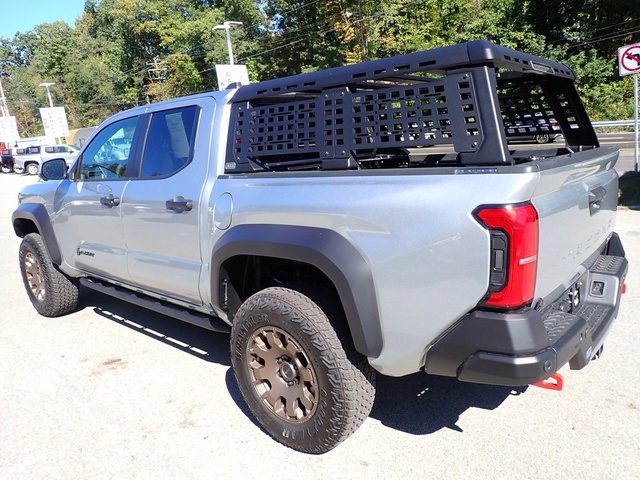Certified 2025 Toyota Tacoma Trailhunter w/ Tow Tech Package image 9
