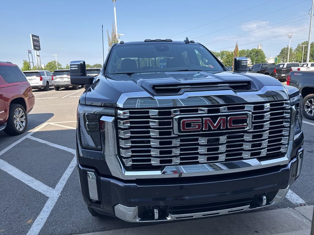 Used 2025 GMC Sierra 2500 Denali w/ Technology Package AWD/4WD video 2
