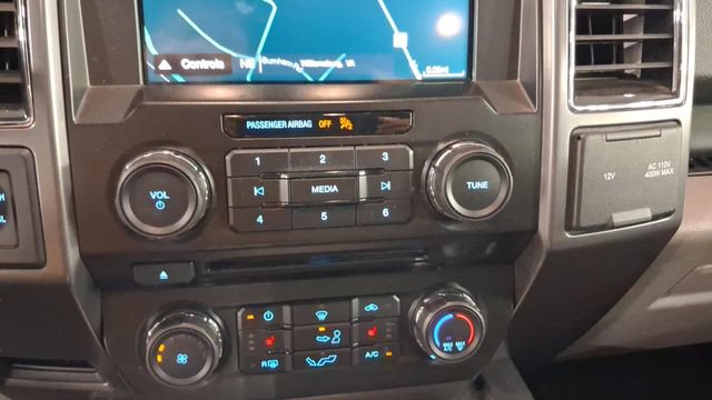 Used 2017 Ford F150 XLT w/ Equipment Group 302A Luxury AWD/4WD image 29