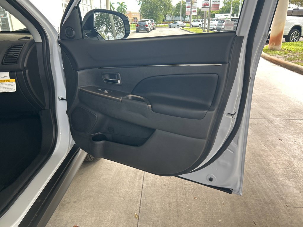 New 2025 Mitsubishi Outlander Sport SE AWD/4WD image 21