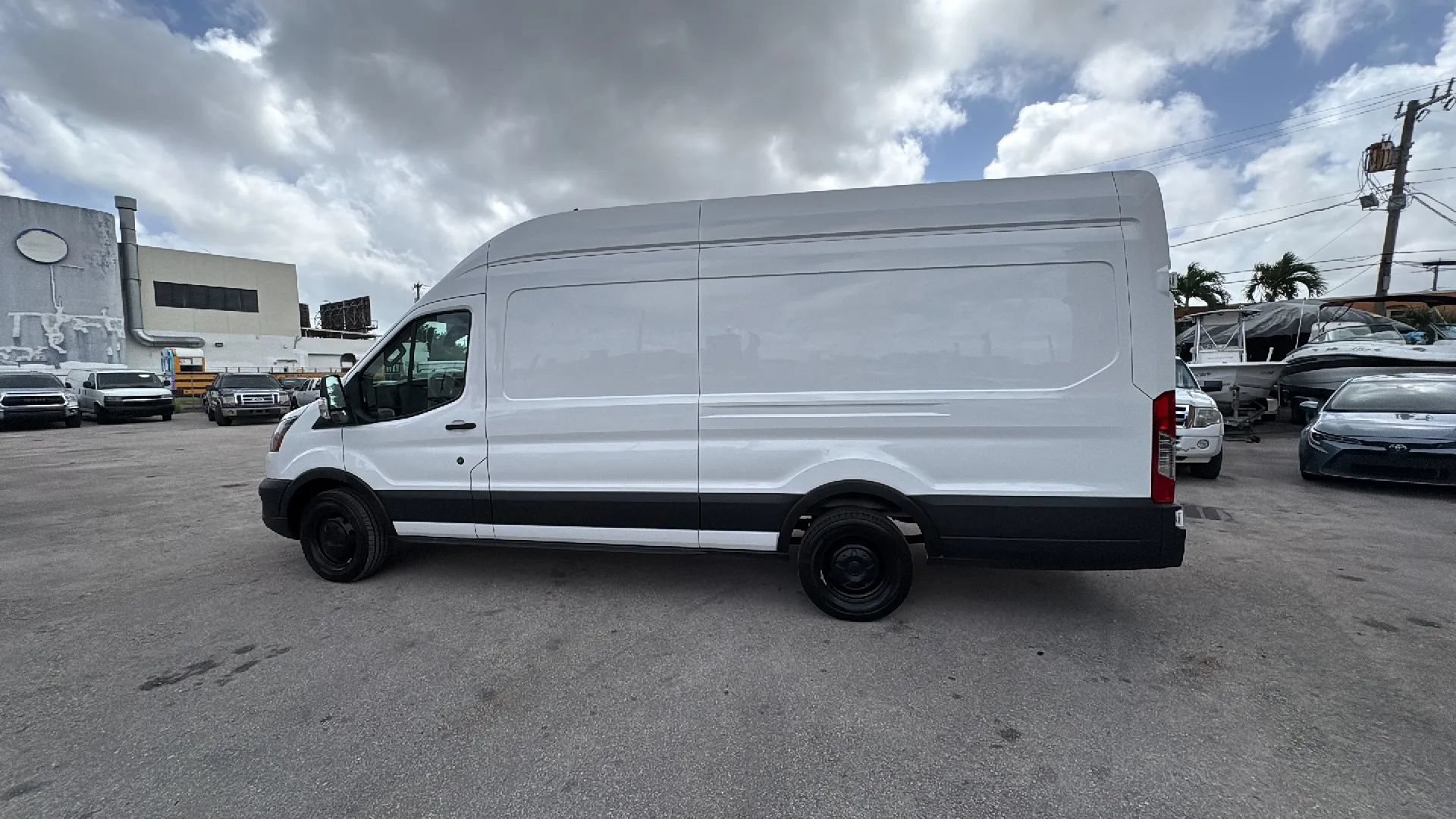 Used 2022 Ford Transit 350 148 High Roof Extended RWD image 8