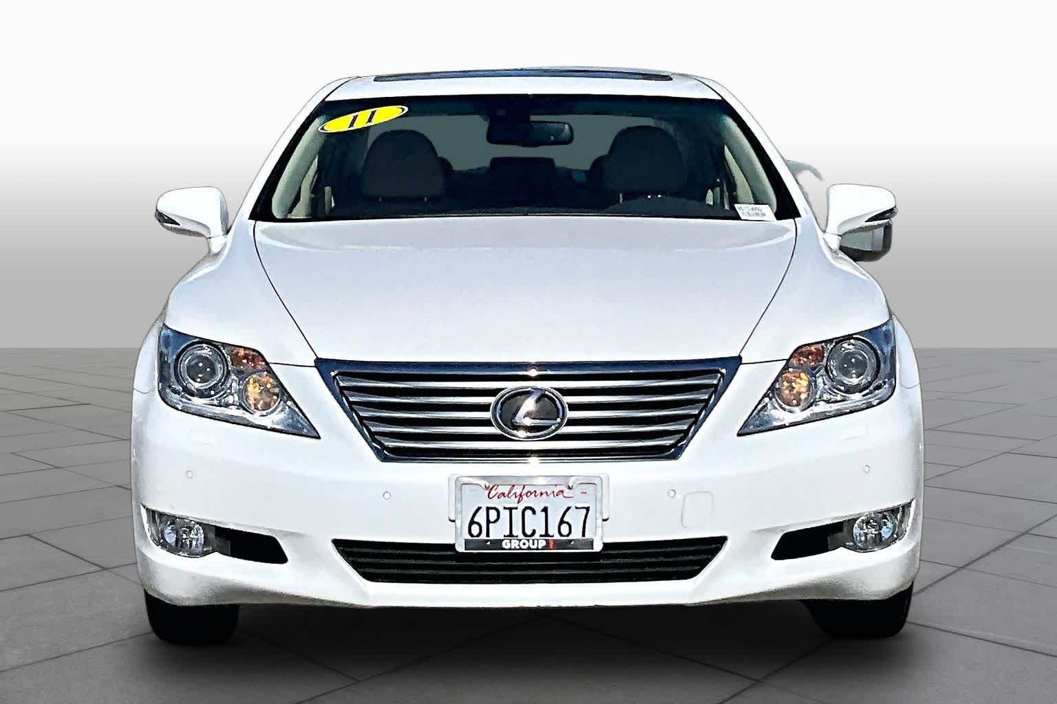 Used 2011 Lexus LS 460 w/ Comfort Pkg RWD image 3