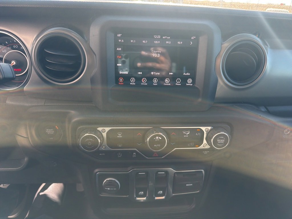 Used 2021 Jeep Wrangler Sport image 11