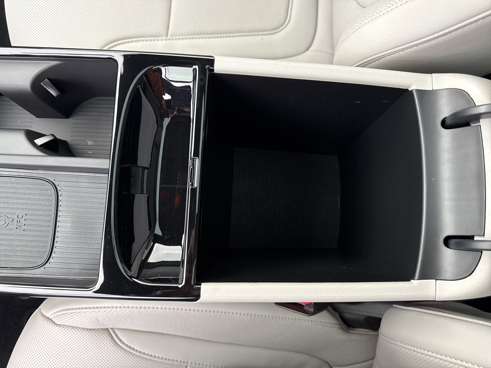 Used 2025 Hyundai Tucson Limited image 28